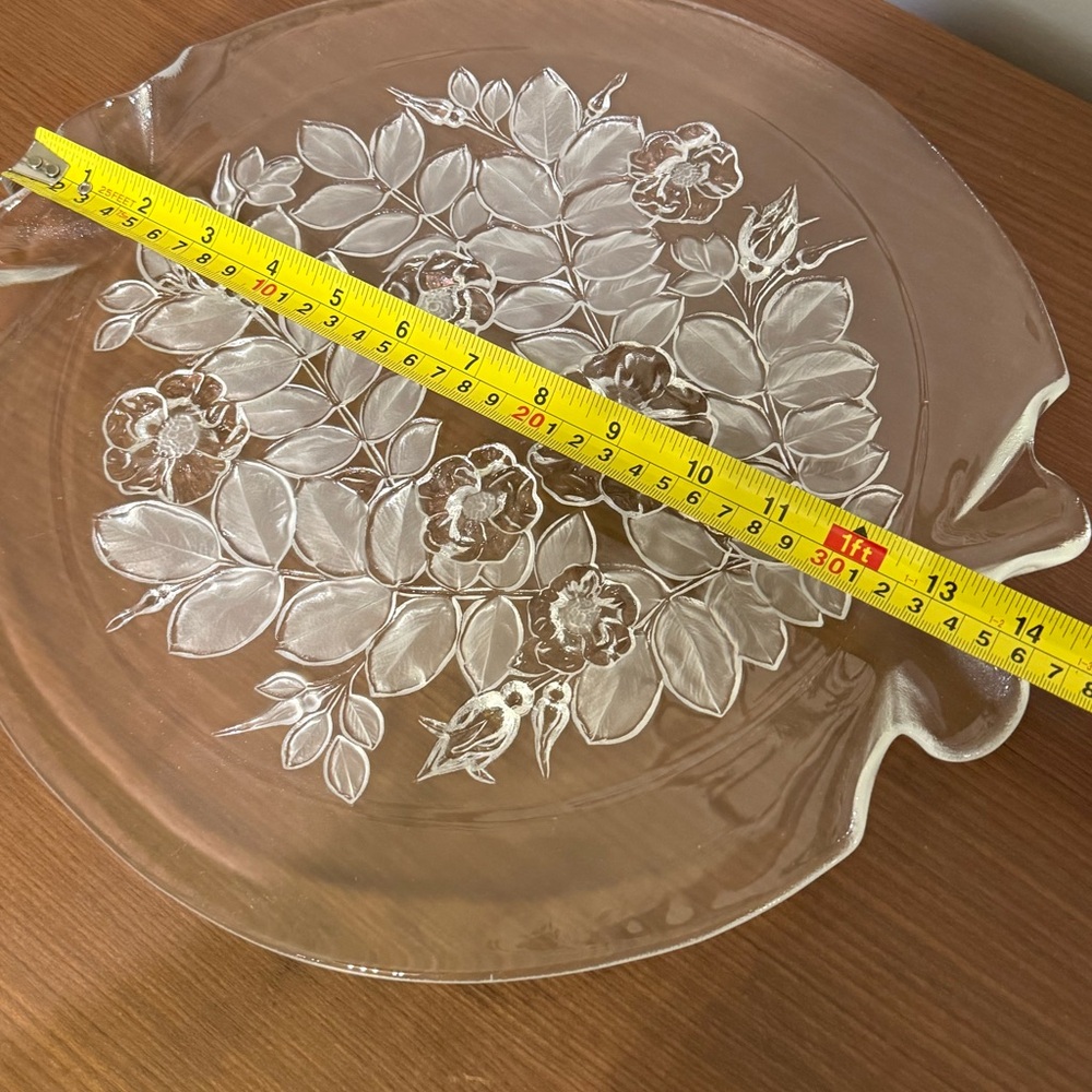 Mikasa 13-1/2” Handled Embossed Round Clear & Frosted Floral Serving Plate - Picture 3 of 3